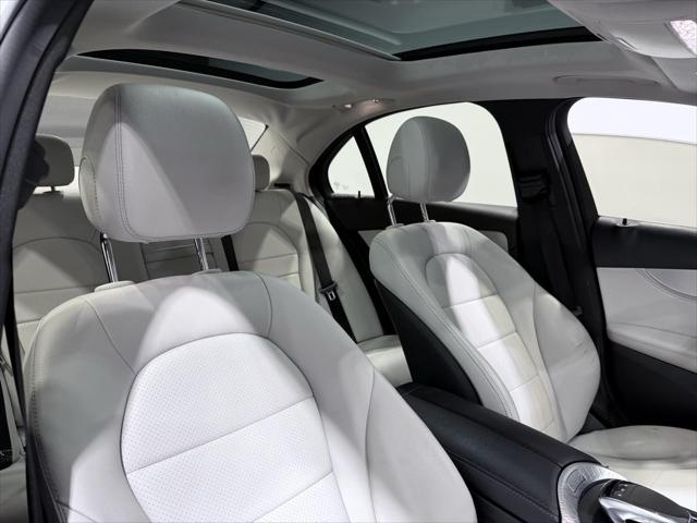 2016 Mercedes-Benz C-CLASS C 300 4MATIC Sedan