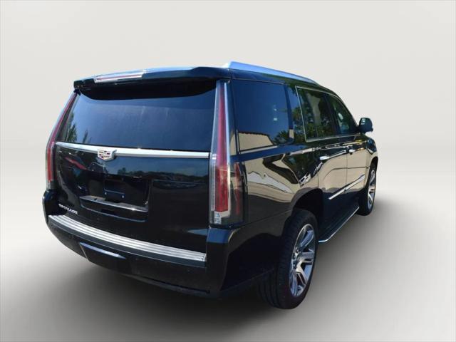2017 Cadillac Escalade Luxury