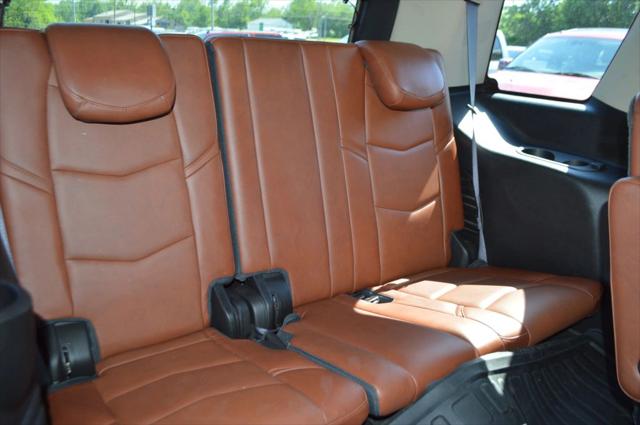2017 Cadillac Escalade Luxury