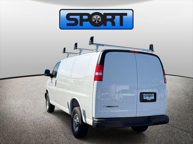 2025 Chevrolet Express Cargo Van RWD 3500 Regular Wheelbase WT