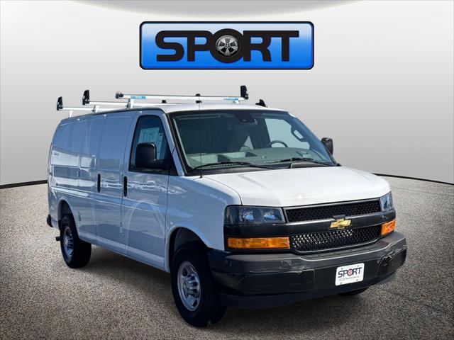2025 Chevrolet Express Cargo Van RWD 3500 Regular Wheelbase WT