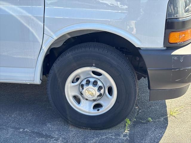 2025 Chevrolet Express Cargo Van RWD 3500 Regular Wheelbase WT