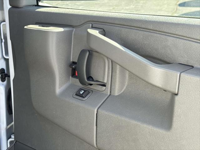 2025 Chevrolet Express Cargo Van RWD 3500 Regular Wheelbase WT