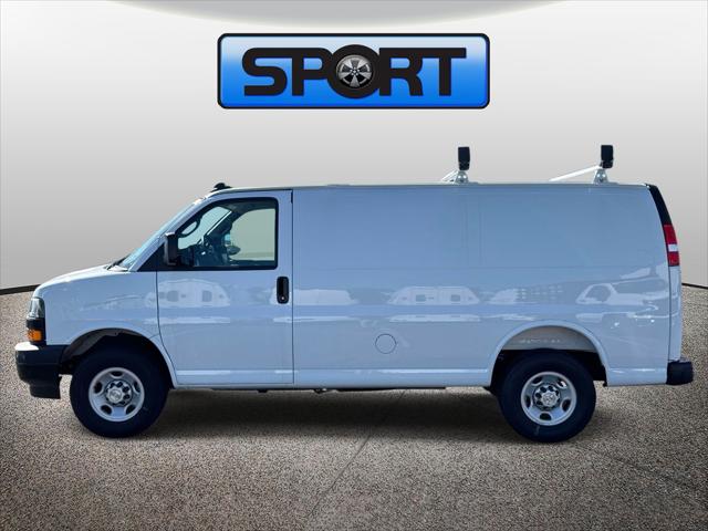 2025 Chevrolet Express Cargo Van RWD 3500 Regular Wheelbase WT