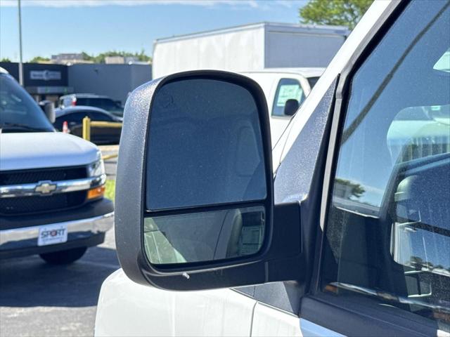 2025 Chevrolet Express Cargo Van RWD 3500 Regular Wheelbase WT