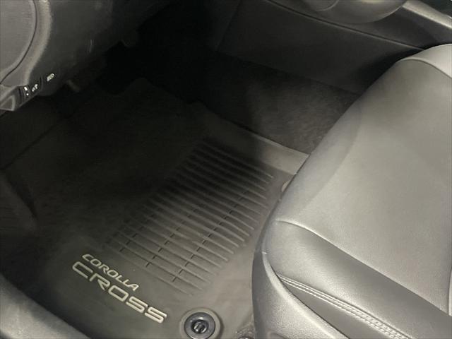 Certified Used 2022 SONIC SILVER Toyota  image 17