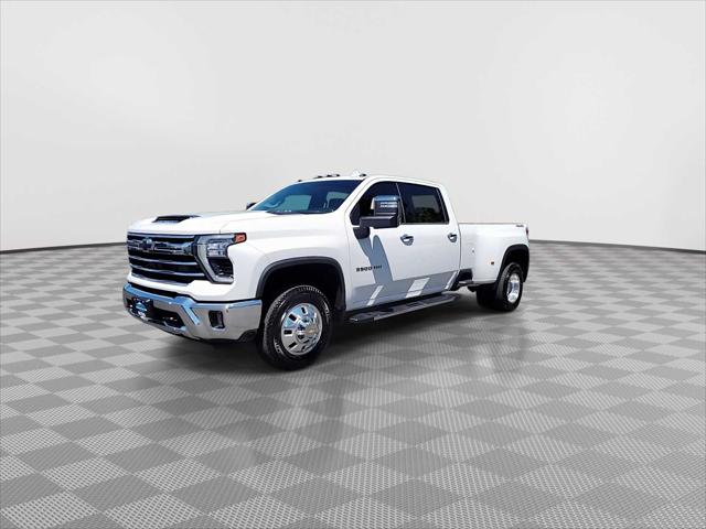 2025 Chevrolet Silverado 3500HD 4WD Crew Cab Long Bed LTZ
