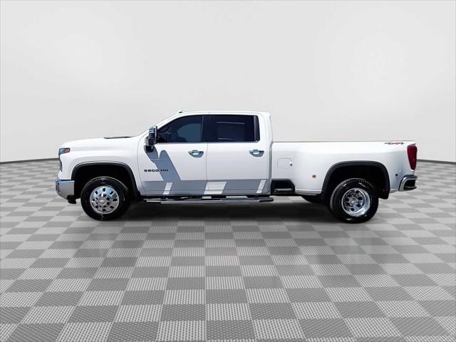 2025 Chevrolet Silverado 3500HD 4WD Crew Cab Long Bed LTZ