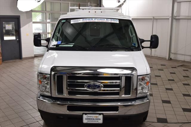 2025 Ford E-350 Cutaway E-350