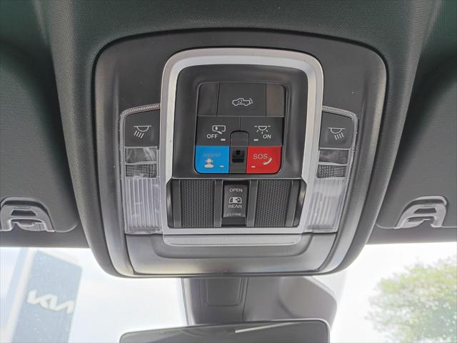 2025 Ram 1500 Rebel Crew Cab 4x4 5'7" Box