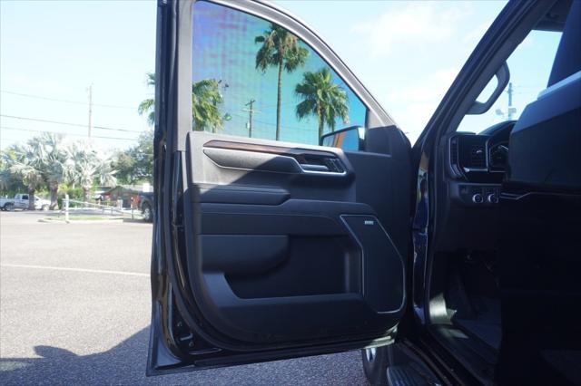 2023 GMC Sierra 1500 2WD Crew Cab Short Box SLT