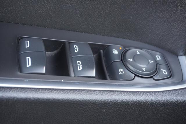 2023 GMC Sierra 1500 2WD Crew Cab Short Box SLT