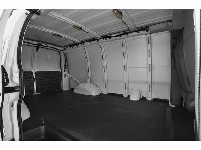 2026 GMC Savana Cargo 3500 Regular Wheelbase, Work Van, RWD