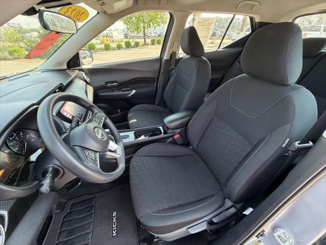 2023 Nissan Kicks SV Xtronic CVT