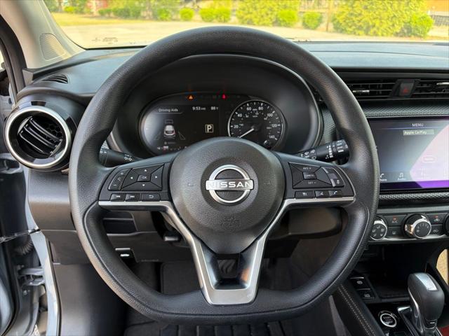 2023 Nissan Kicks SV Xtronic CVT
