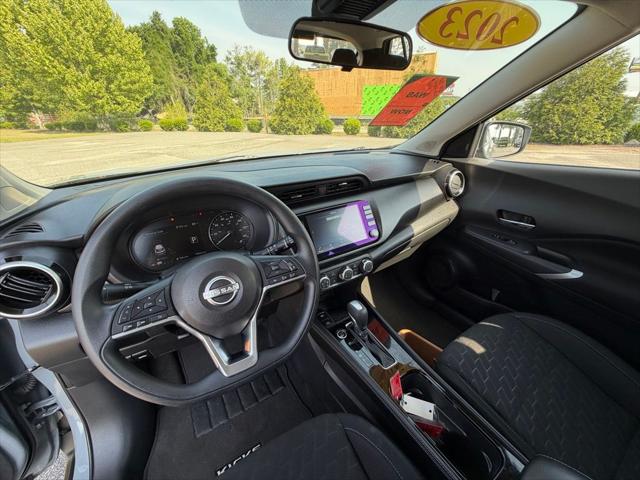 2023 Nissan Kicks SV Xtronic CVT