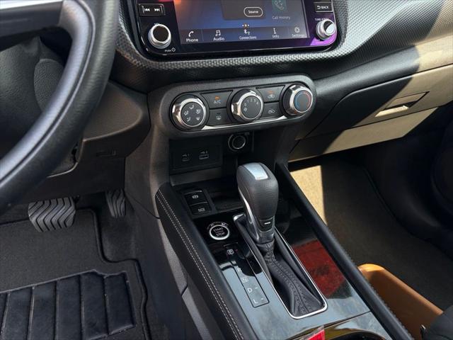 2023 Nissan Kicks SV Xtronic CVT