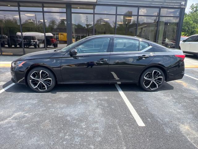 2025 Nissan Altima SR FWD