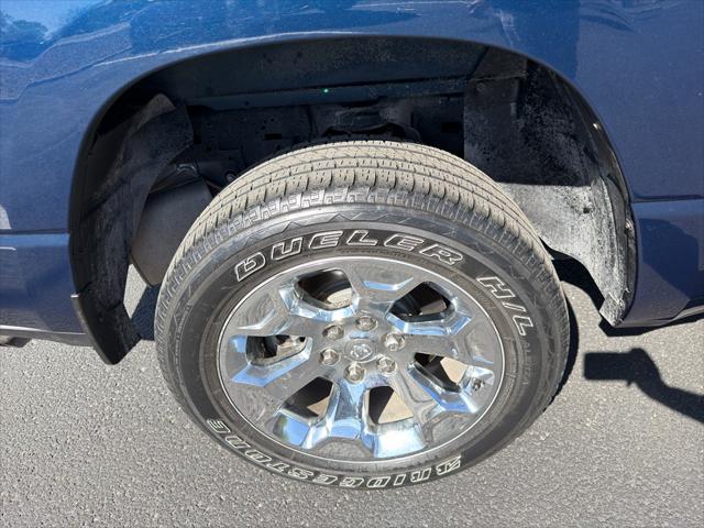 2022 Ram 1500 Big Horn Crew Cab 4x4 5'7" Box