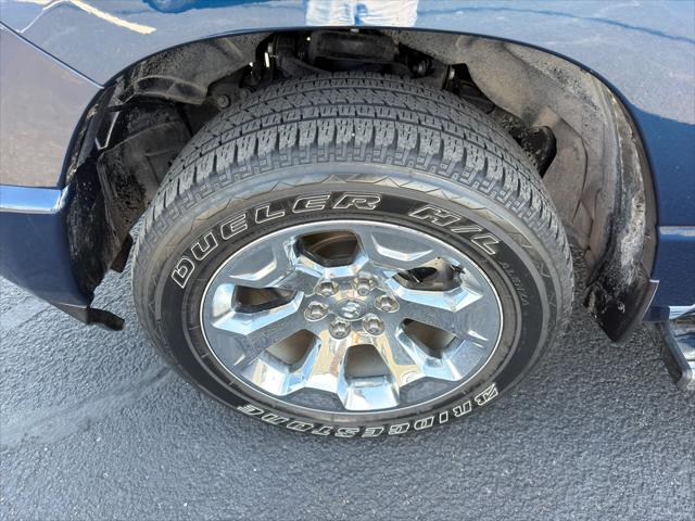 2022 Ram 1500 Big Horn Crew Cab 4x4 5'7" Box