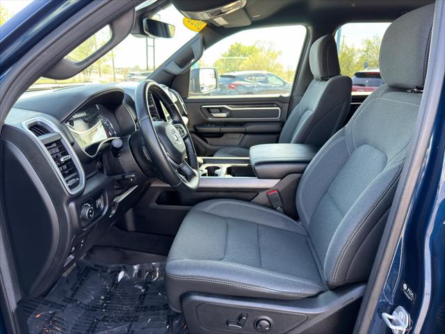 2022 Ram 1500 Big Horn Crew Cab 4x4 5'7" Box