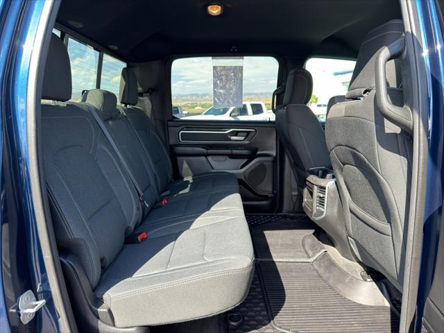 2022 Ram 1500 Big Horn Crew Cab 4x4 5'7" Box