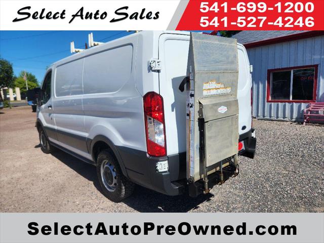 2017 Ford Transit Base