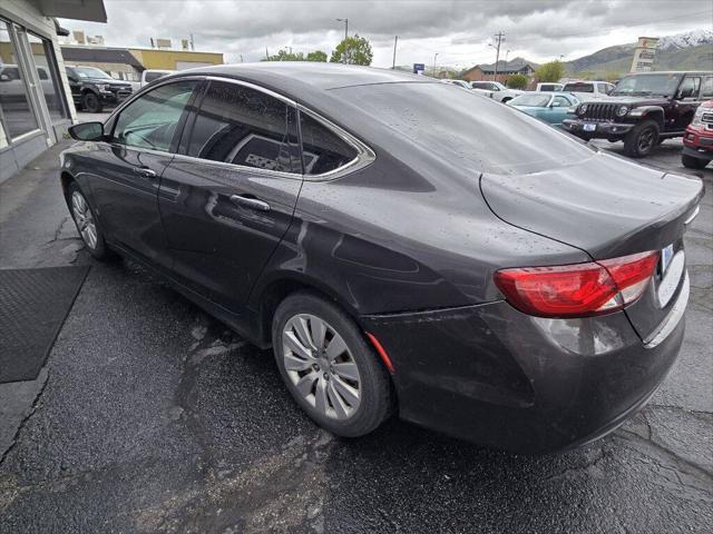 2016 Chrysler 200 LX