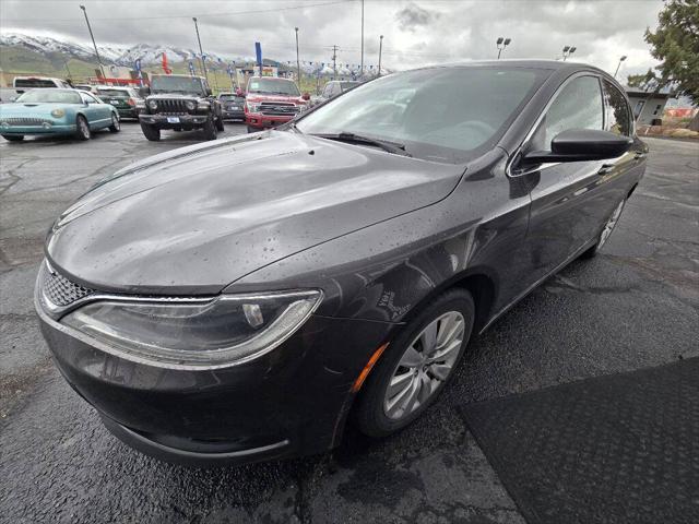 2016 Chrysler 200 LX