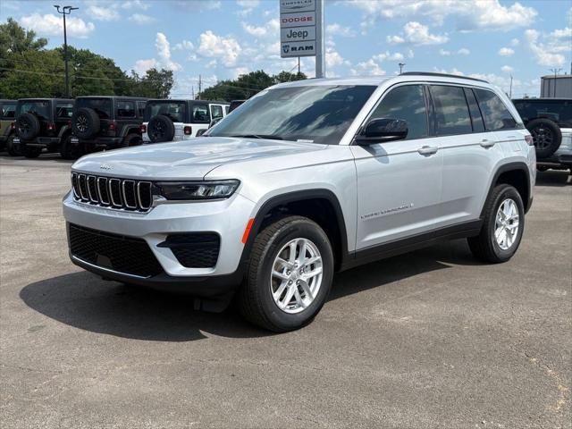 2026 Jeep Grand Cherokee GRAND CHEROKEE LAREDO X 4X4 2026 Jeep Grand Cherokee GRAND CHEROKEE LAREDO X 4X4
