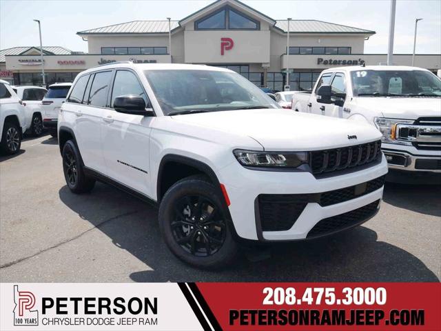 2026 Jeep Grand Cherokee GRAND CHEROKEE LAREDO ALTITUDE 4X4