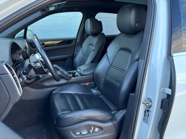 2021 Porsche Cayenne Base