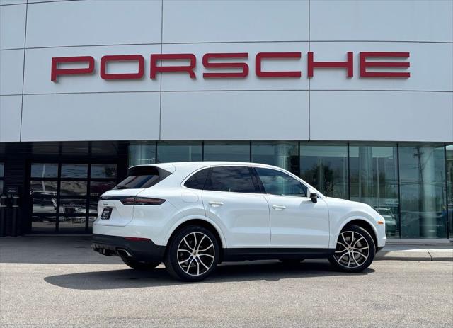2021 Porsche Cayenne Base