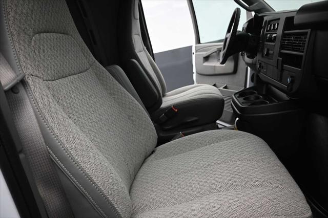 2026 GMC Savana Cargo 3500 Extended Wheelbase, Work Van, RWD