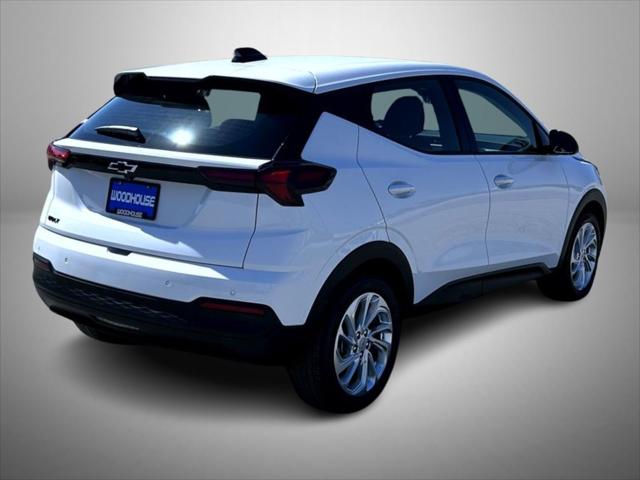 2027 Chevrolet Bolt LT FWD