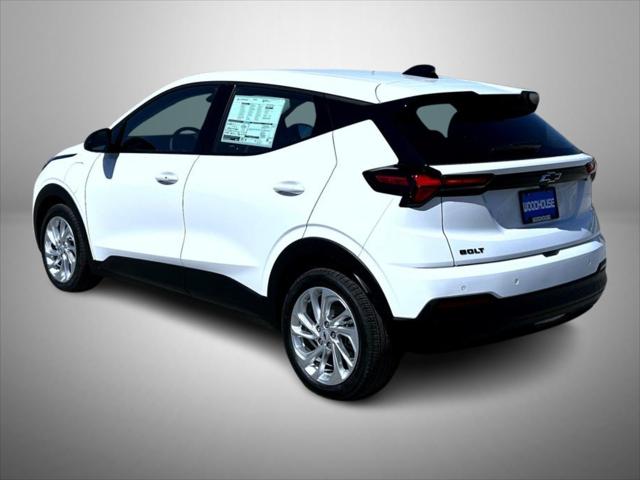 2027 Chevrolet Bolt LT FWD