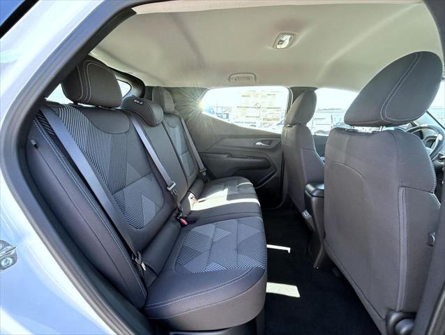 2027 Chevrolet Bolt LT FWD