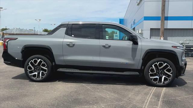 2025 Chevrolet Silverado EV RST