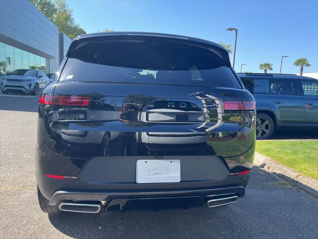 2026 Land Rover Range Rover Sport P360 SE