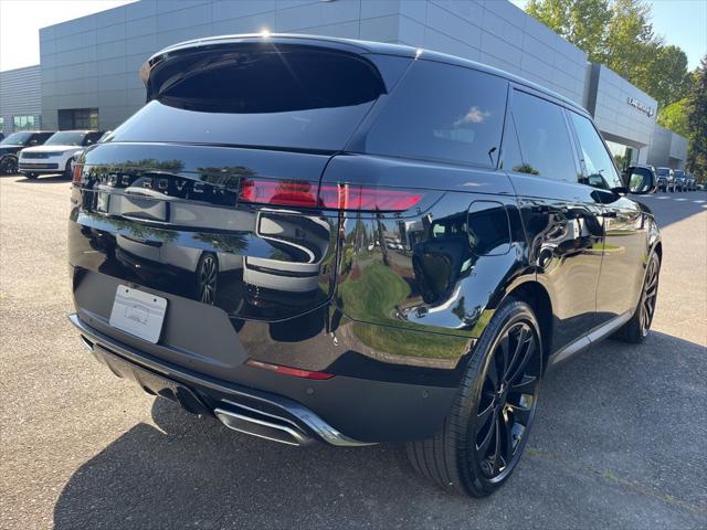 2026 Land Rover Range Rover Sport P360 SE