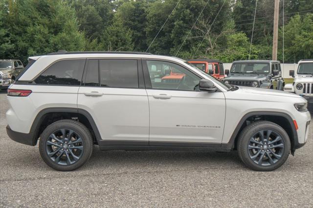 2026 Jeep Grand Cherokee GRAND CHEROKEE 85TH ANNIVERSARY EDITION 4X4 2026 Jeep Grand Cherokee GRAND CHEROKEE 85TH ANNIVERSARY EDITION 4X4
