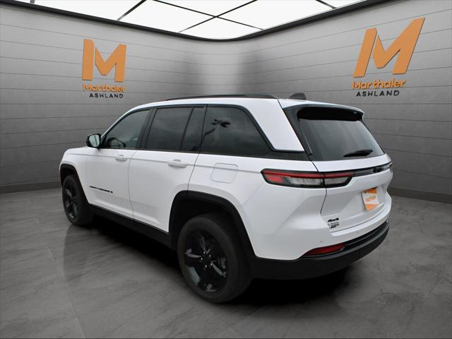 2023 Jeep Grand Cherokee Altitude 4x4