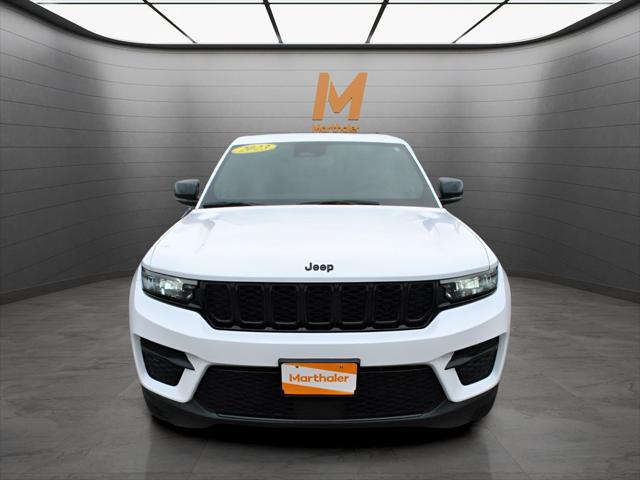 2023 Jeep Grand Cherokee Altitude 4x4