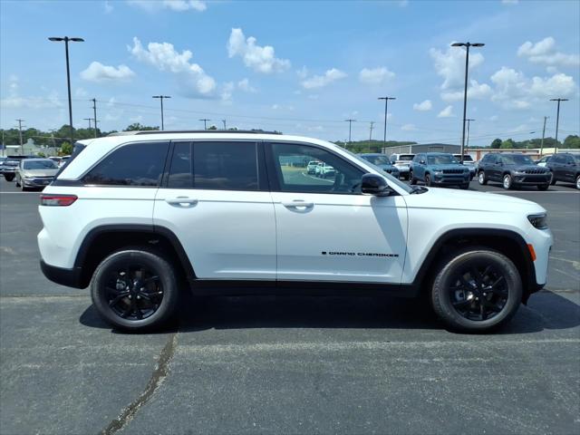 2026 Jeep Grand Cherokee GRAND CHEROKEE LAREDO ALTITUDE 4X2 2026 Jeep Grand Cherokee GRAND CHEROKEE LAREDO ALTITUDE 4X2