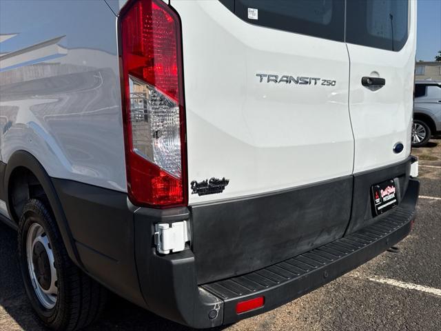 2023 Ford Transit Cargo Van Base
