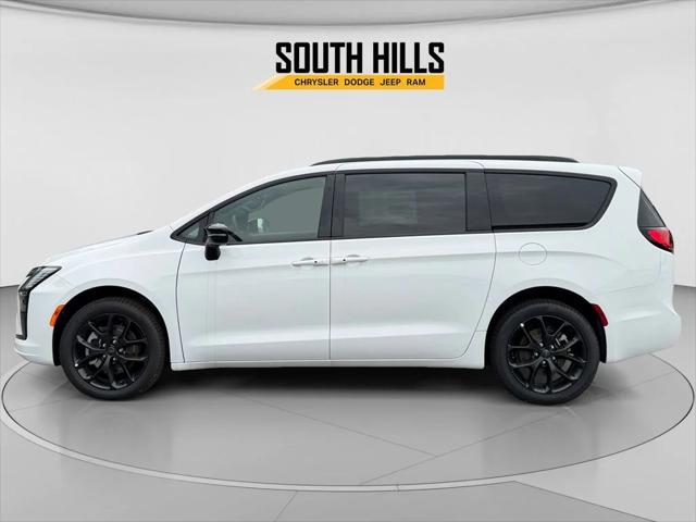 2027 Chrysler Pacifica PACIFICA LIMITED AWD