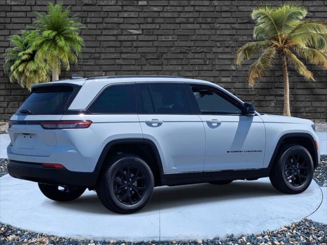2026 Jeep Grand Cherokee GRAND CHEROKEE LAREDO ALTITUDE 4X4