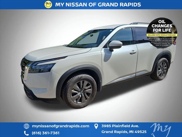 2023 Nissan Pathfinder SV 4WD