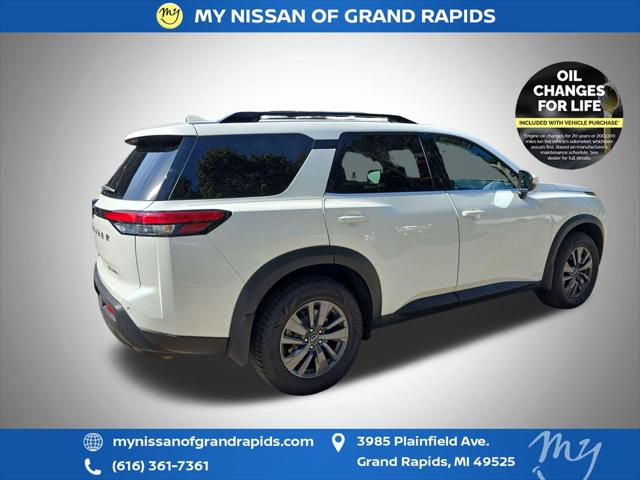 2023 Nissan Pathfinder SV 4WD