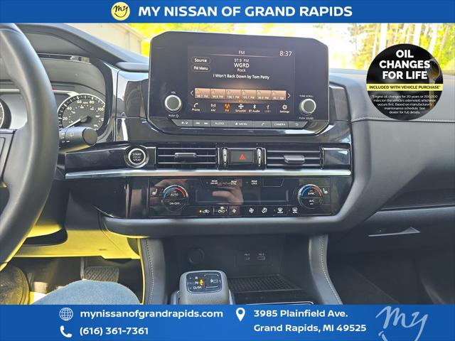 2023 Nissan Pathfinder SV 4WD